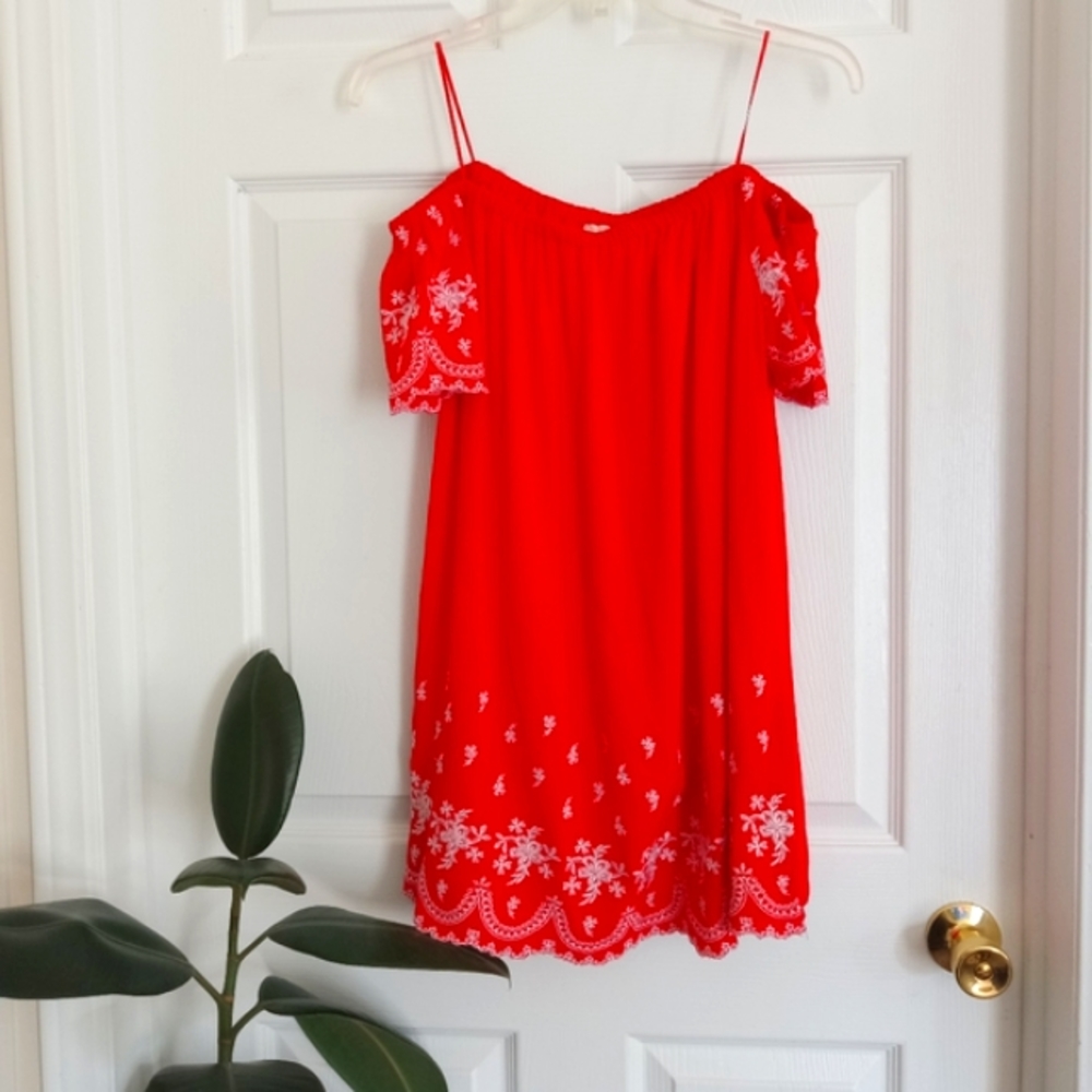 Altard State Babydoll Top Embroidered Red White Lined Off Shoulder Small Stretch